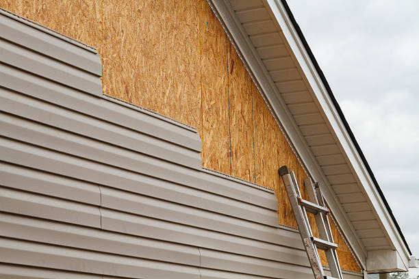 24/7 Emergency Storm Damage Siding Repair experts in Jeffersonville, OH